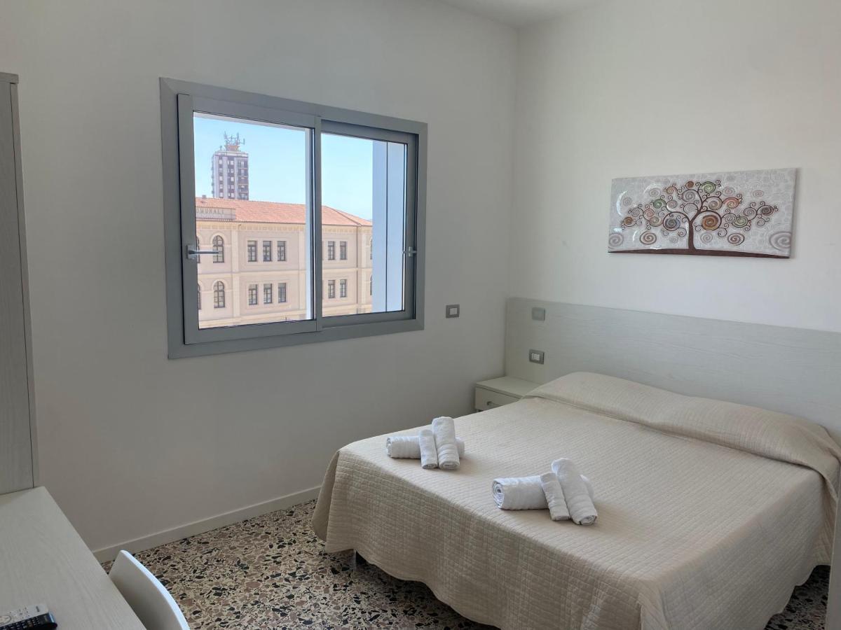 Molo Brin Rooms & Suites Olbia Ngoại thất bức ảnh